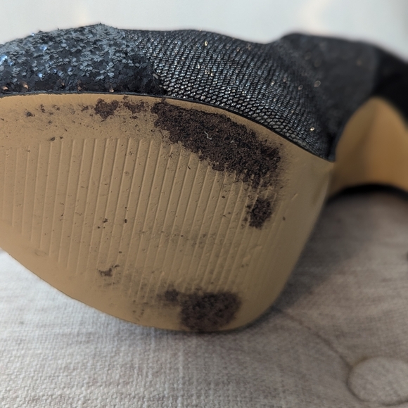 Silver and Black High Heels - Picture 4 of 9